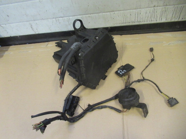 фото №1, Bmw x3 f25 корпус предохранителей