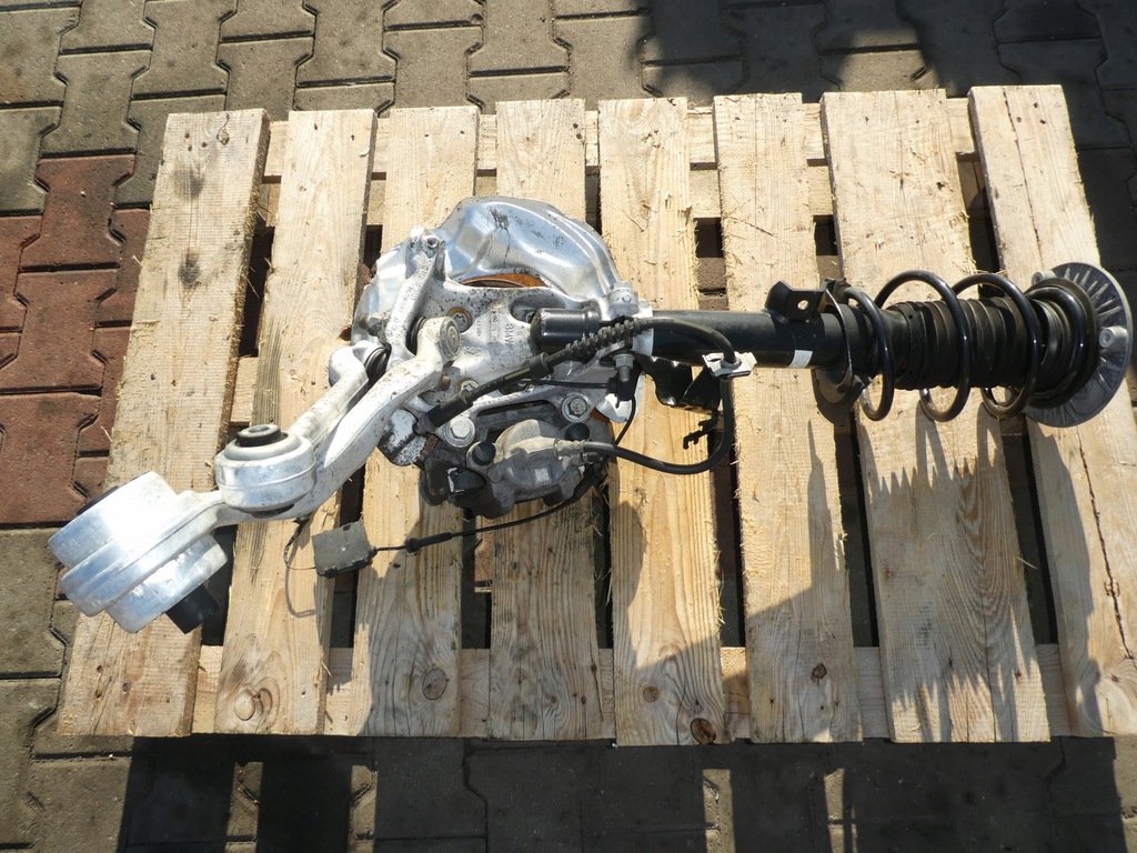 фото №6, Амортизатор поворотный кулак правая bmw 1 f20