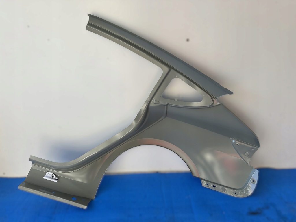 Tesla 3 1073736-sc-r крило задній правий перехід стійку  новий Недорого