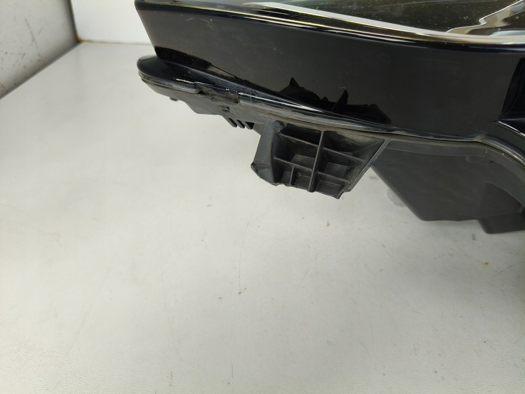 фото №3, Лампа левая фара renault megane iv 16- led