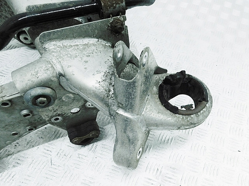 фото №7, Подрамник подрамник задняя - mercedes s-klasa w221 05-13