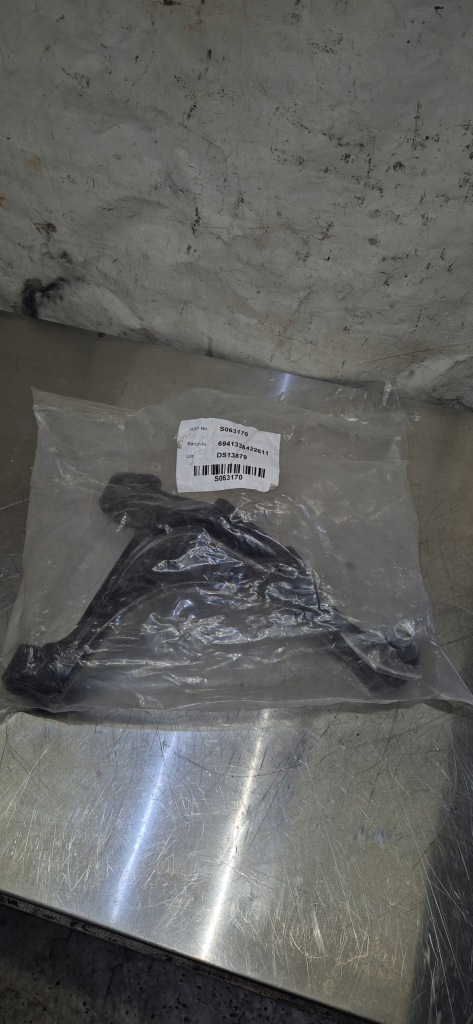 фото №1, Gsp s063170 задняя левый sorento 2 hyundai santa fe ii