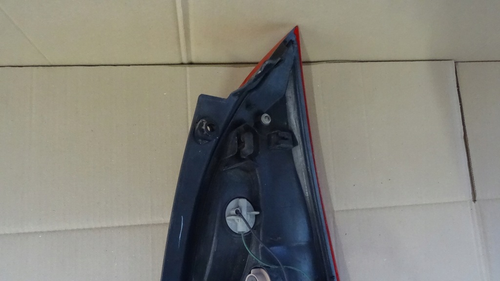 фото №9, Mazda premacy 1 i лампа левый задняя