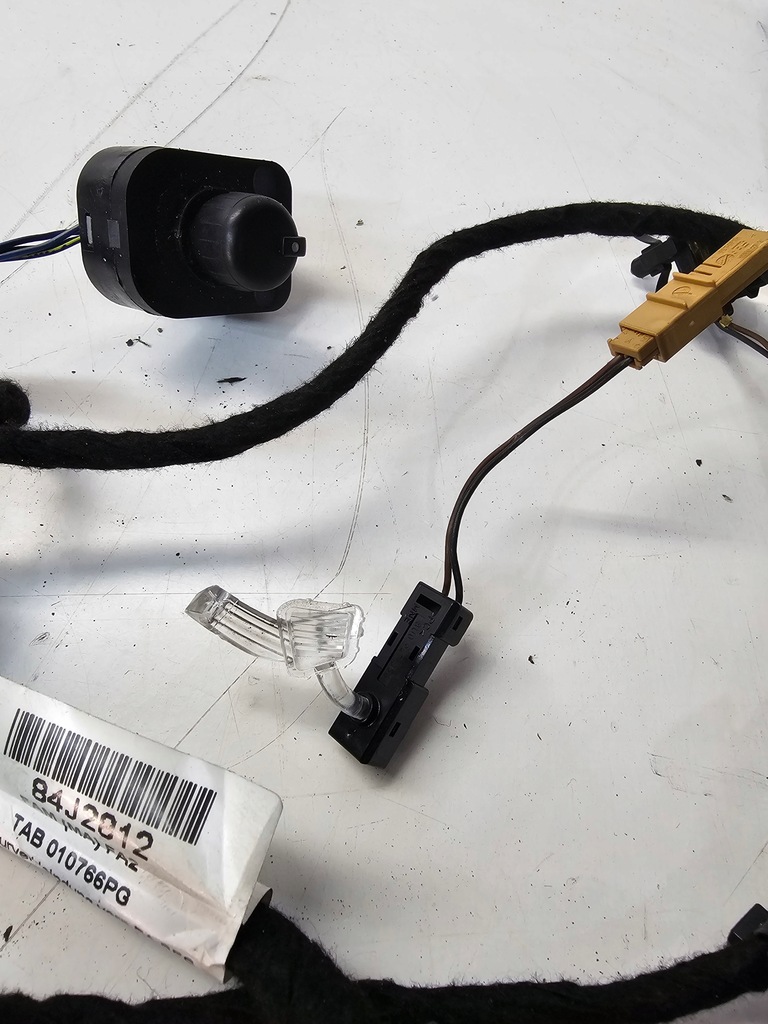 фото №8, Джгут проводка обшивка дверей двері ambiente audi q3 8u комплект