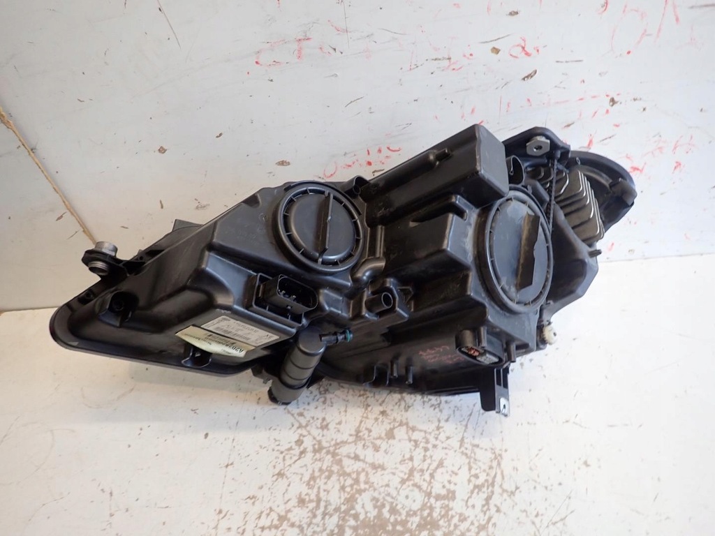 фото №6, Лампа правая передняя mercedes e-klasa w207 ксенон