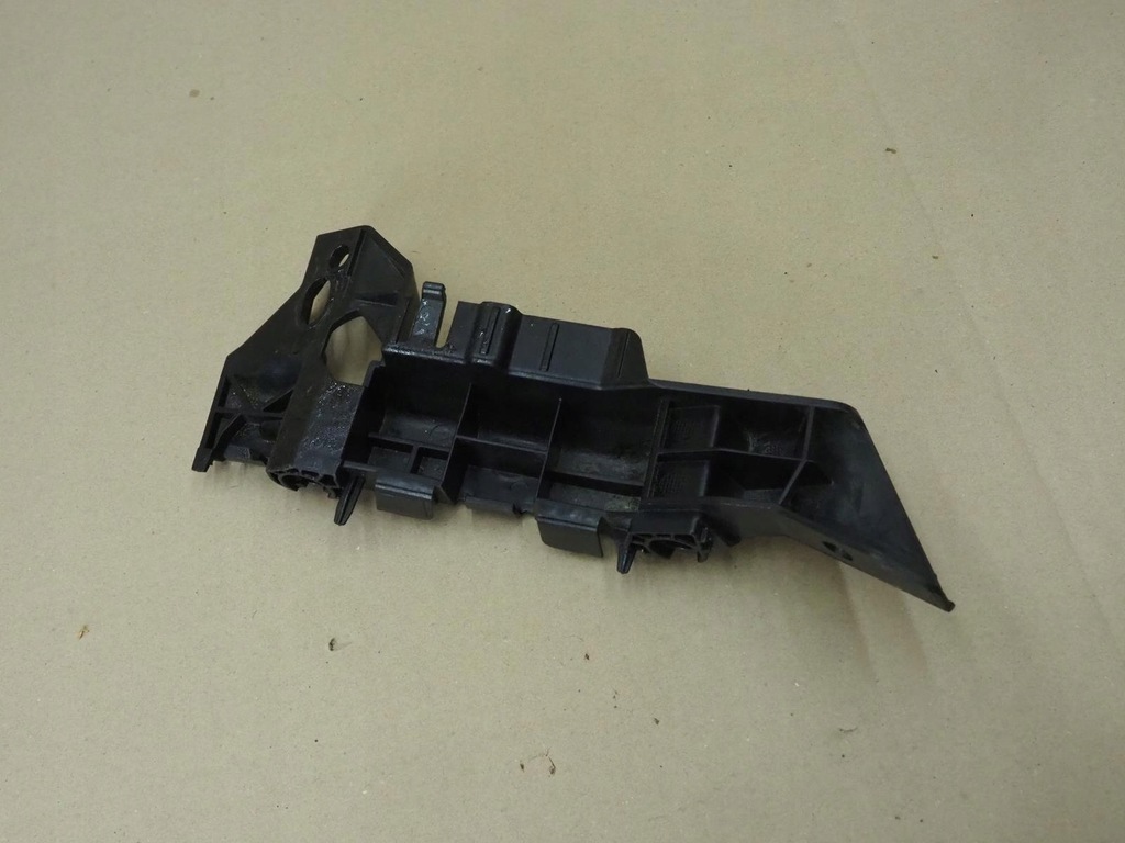 фото №13, Opel crossland x направляющая бампера левый перед 13477180