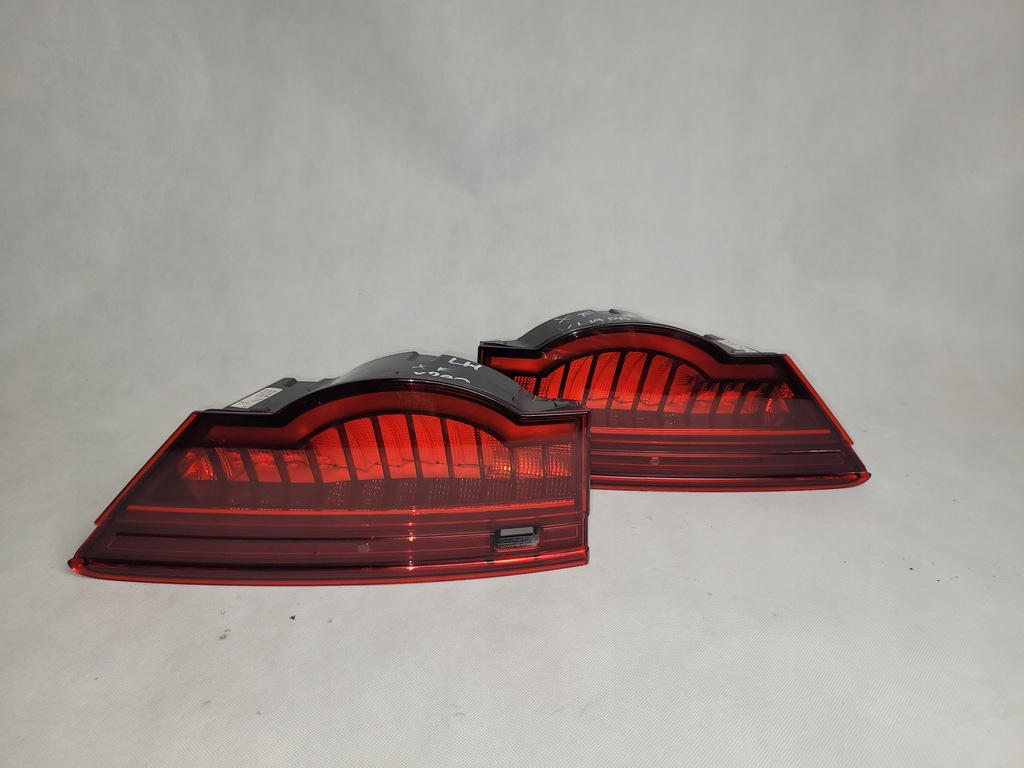 фото №1, Jaguar xf x260 кришка багажника лампа задня задня