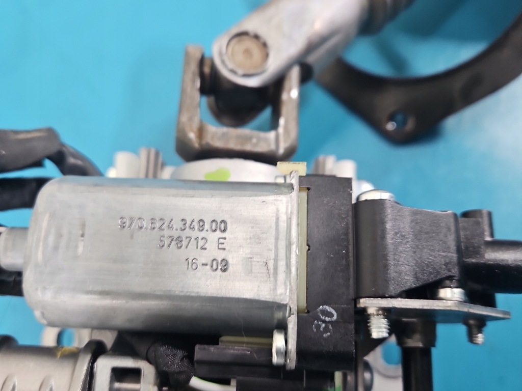 Колонка кермова хрестовина maserati quattroporte vi 13- 06700317590 європа Доставка