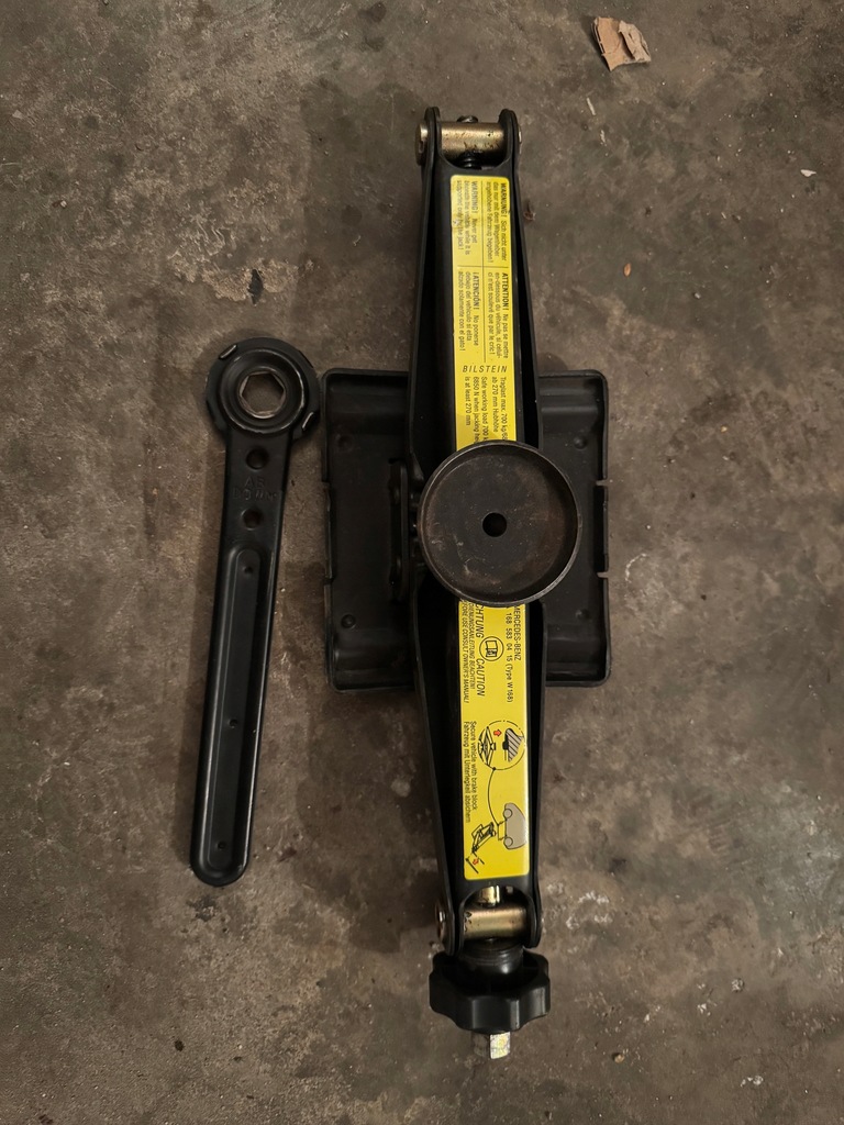 фото №1, Подъемник домкрат подъемник mercedes a klasa w168 a1685830415