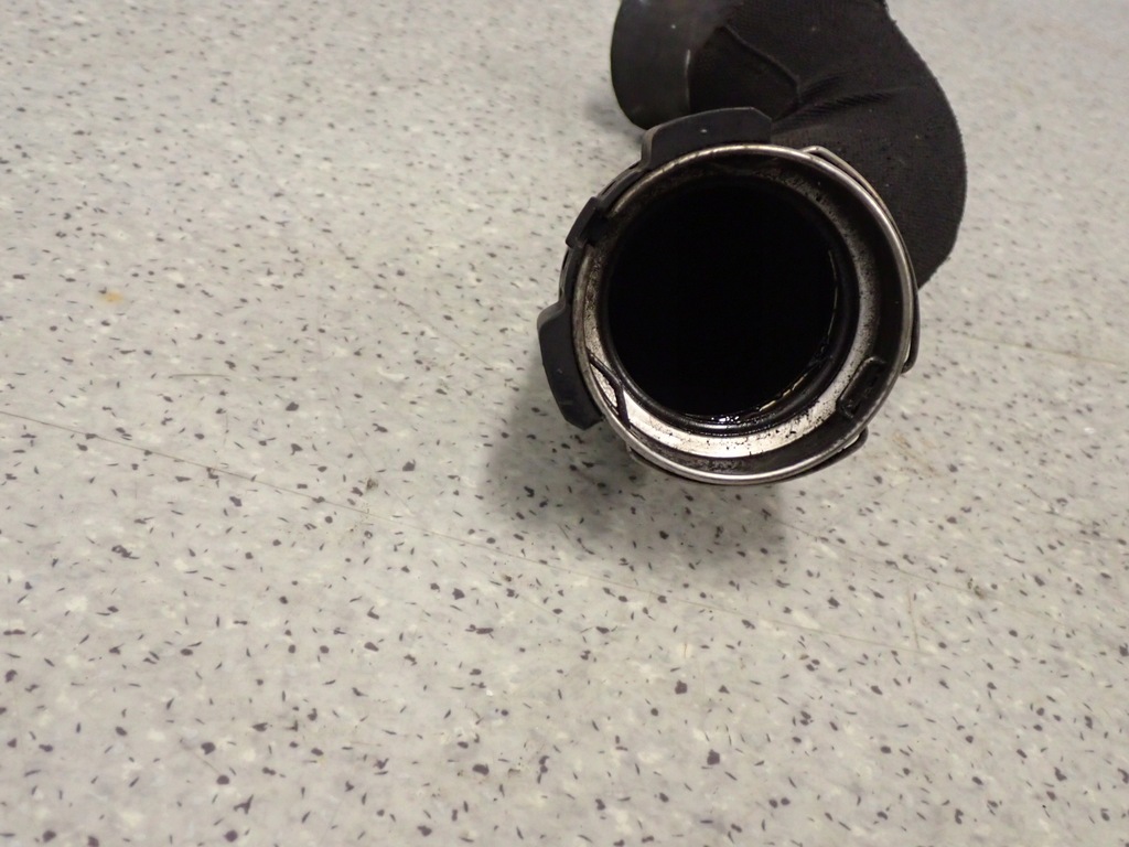 фото №5, Nissan note e12 1.5 dci труба воздуха шланг