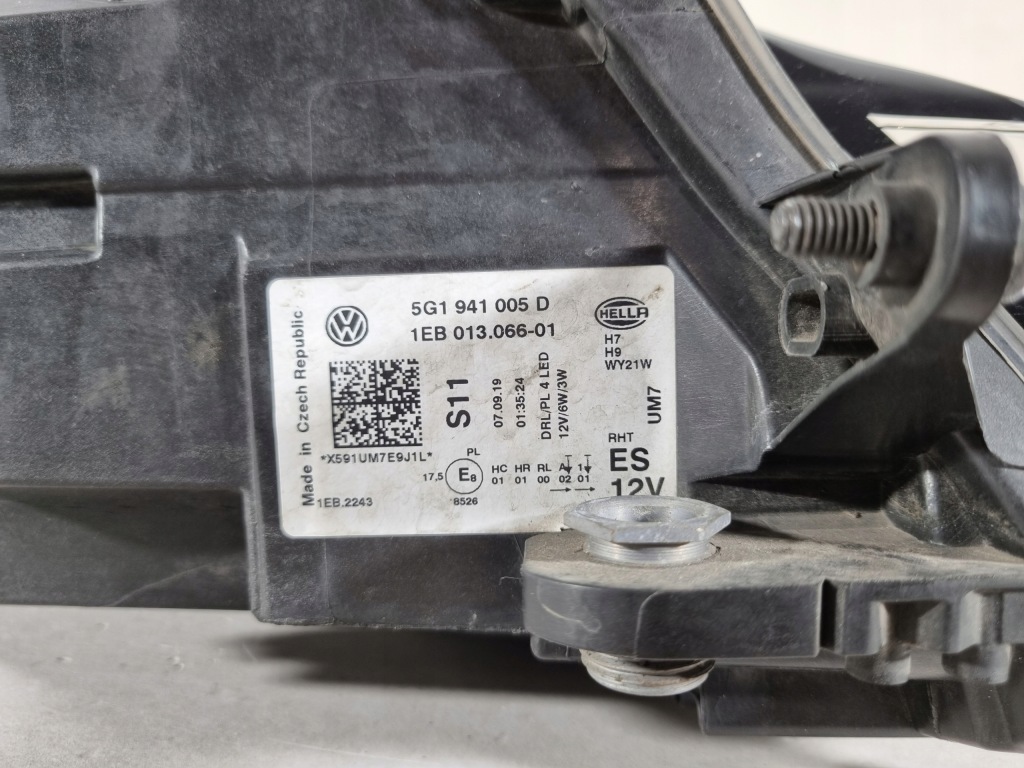 фото №12, Vw golf vii 7 lift 5g1 обычная лампа левый перед led