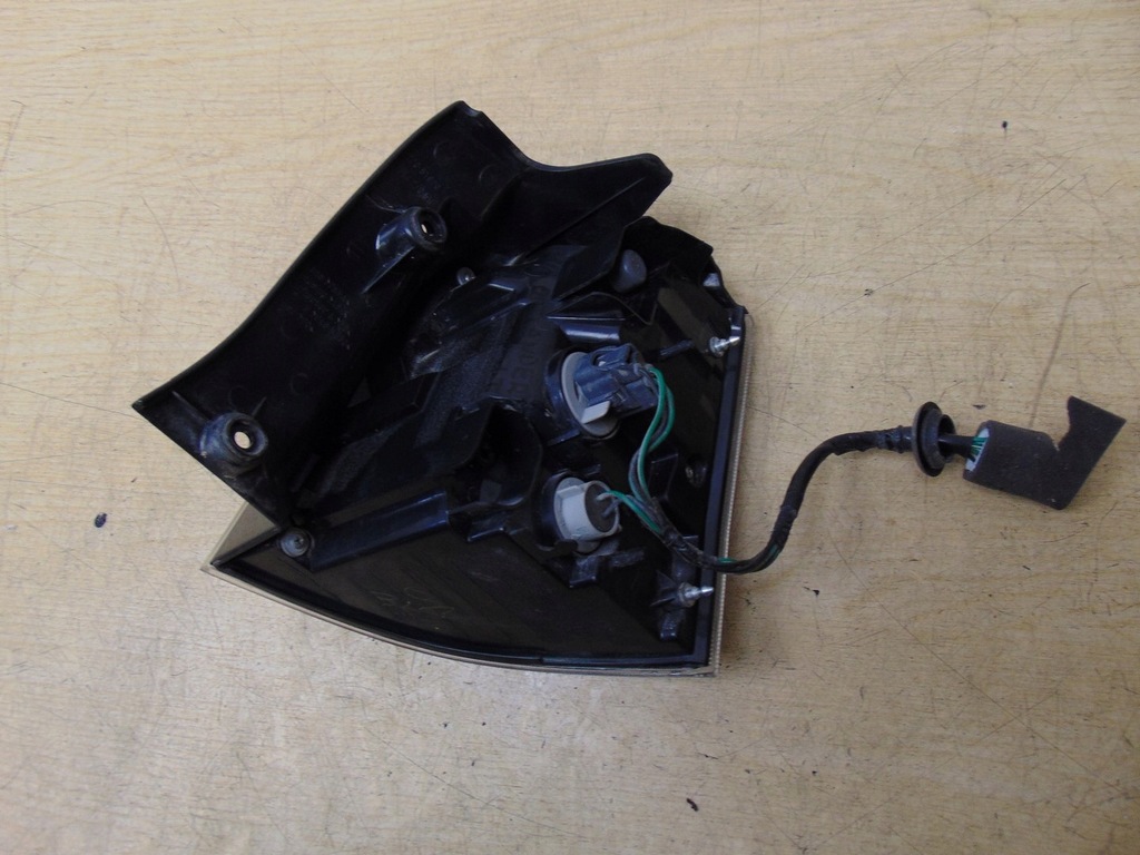 фото №5, Лампа левая задняя mitsubishi outlander ii europa