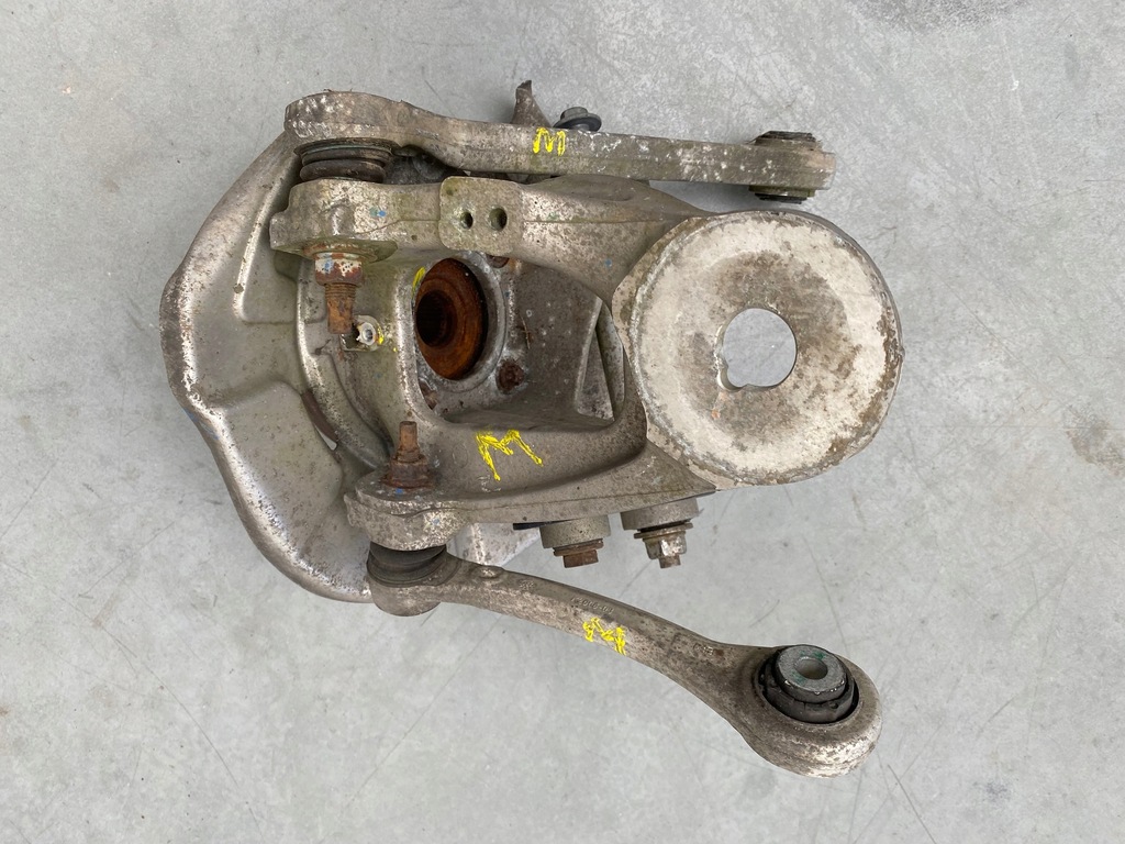 фото №7, Поворотный кулак рычаги правый задняя bmw x5 f15 задняя правая