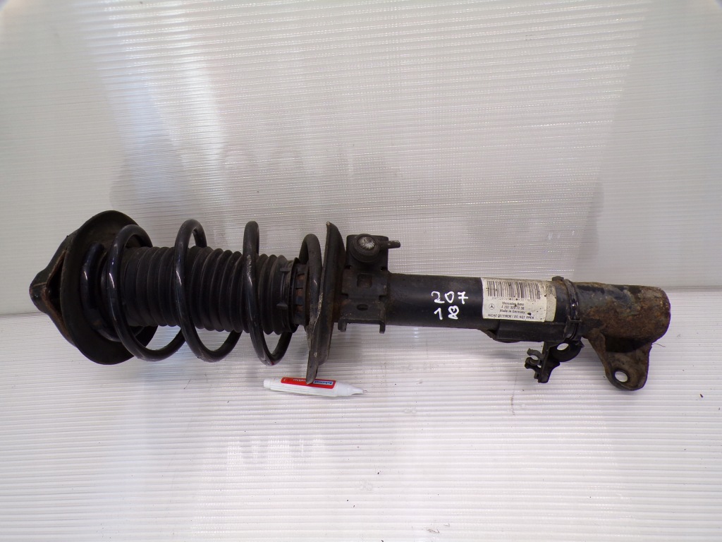 Купить Амортизатор правый левый перед mercedes w207 2073207238