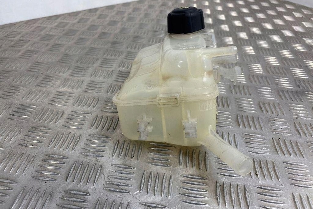 фото №7, Бачок расширительный renault grand scénic iii jz0/1_ 217100005r 1.6l