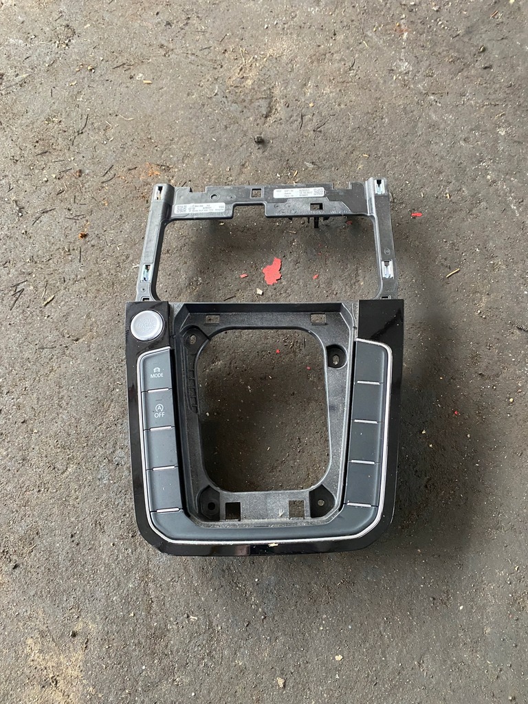 фото №1, Vw passat b8 arteon рамка домкрата 3g1864263 yi2