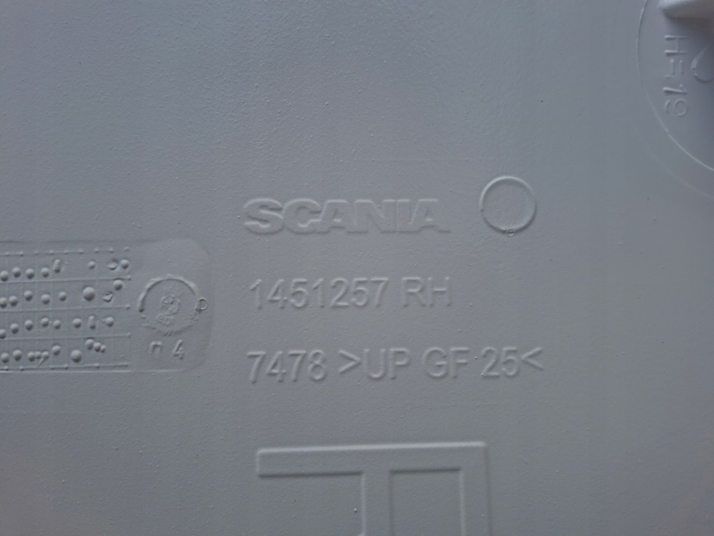 фото №8, Scania r xpi облицювання кутик кабіни правий оригінал 1451257
