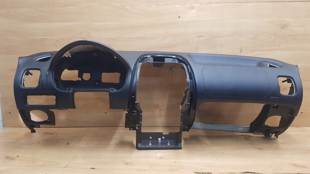 фото №1, Панель приладів приладова консоль mitsubishi carisma lift