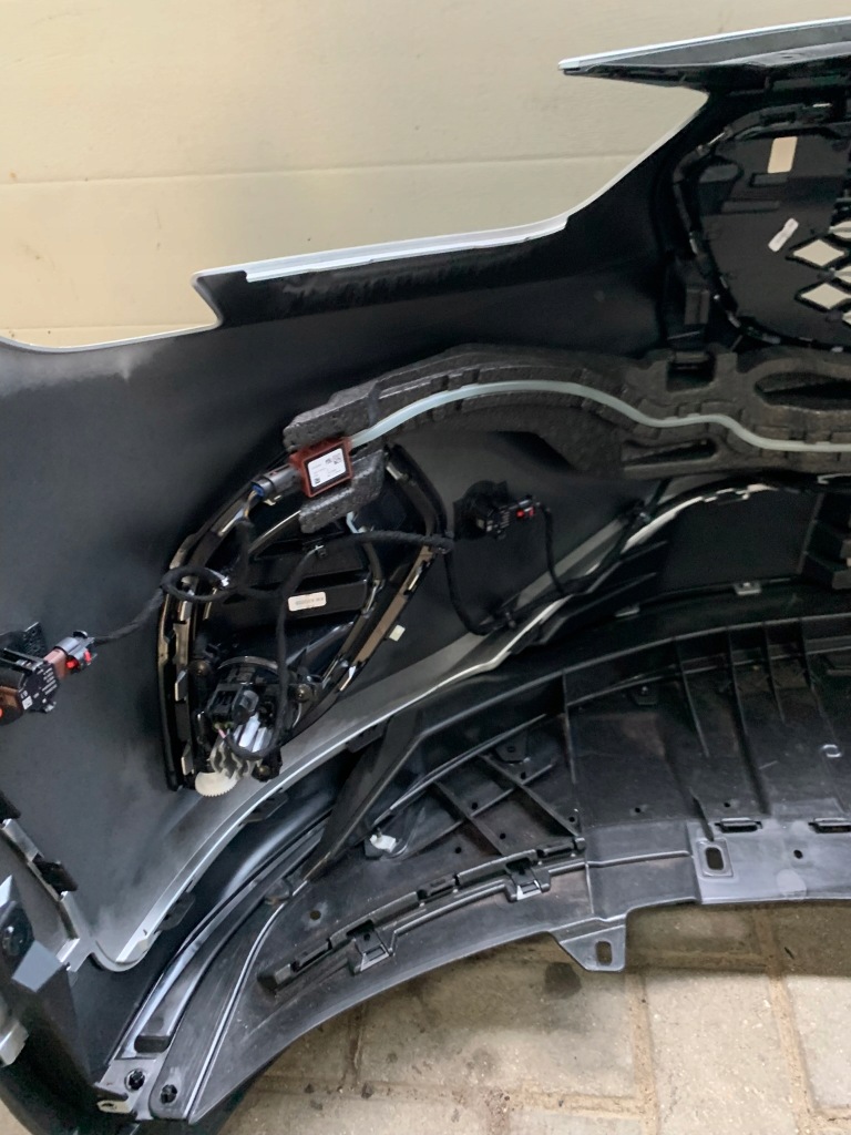 Бампер перед передний opel insignia b lift country tourer Киев