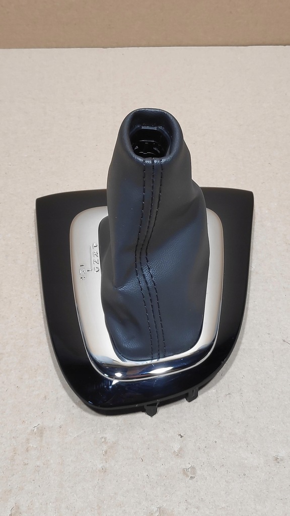 фото №1, Чехол рамка туннель выборщик renault captur i 300376900