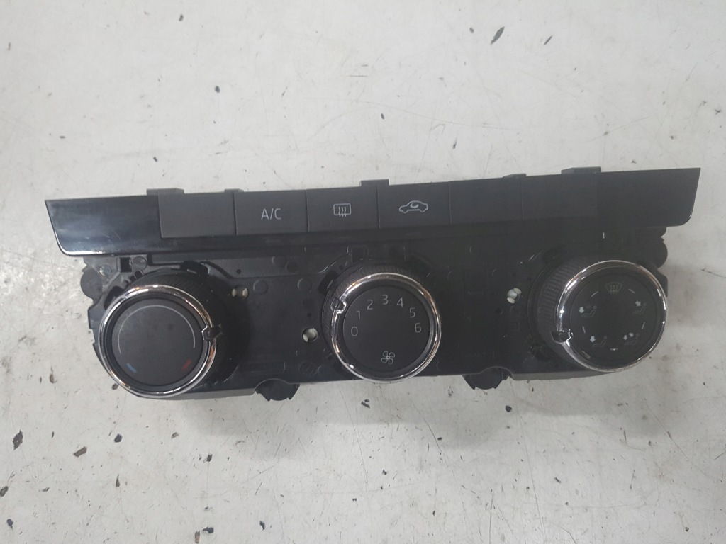 фото №1, Skoda octavia 3 iii 13-16r панель кондиционера