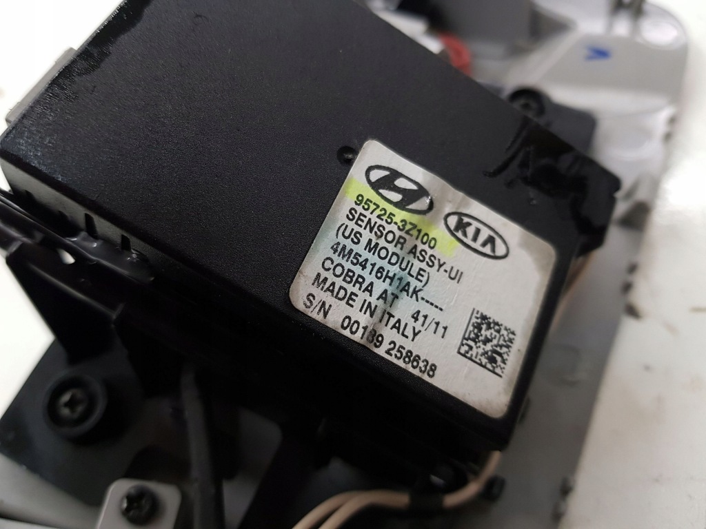 Hyundai i40 датчик движения сигнализация 2012 957253z100 Цена