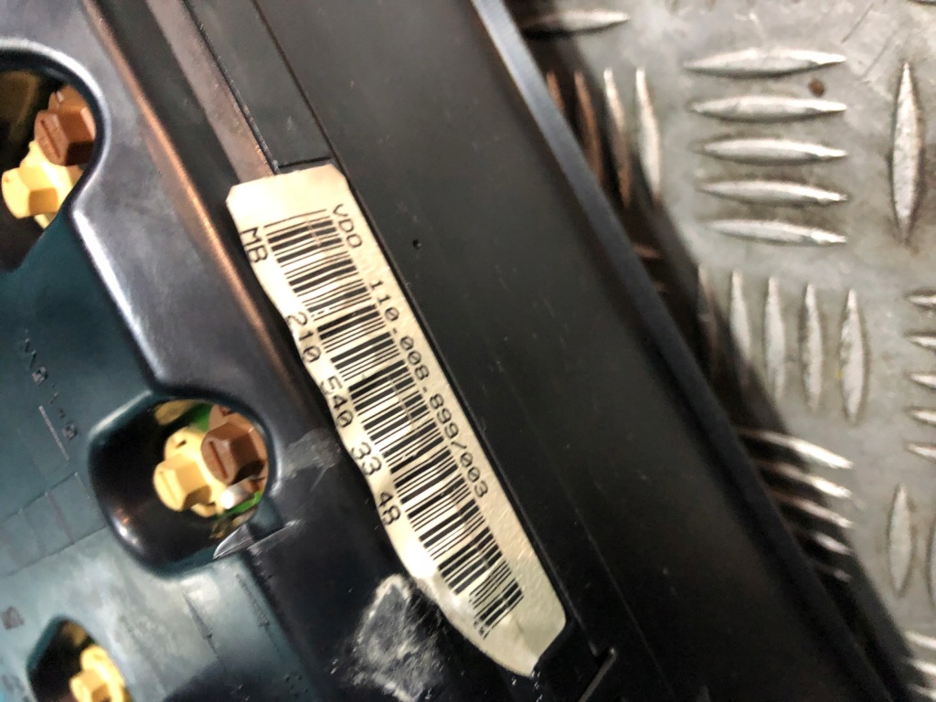 Mercedes w210 95- лічильник прилади 2105403348 в Україні