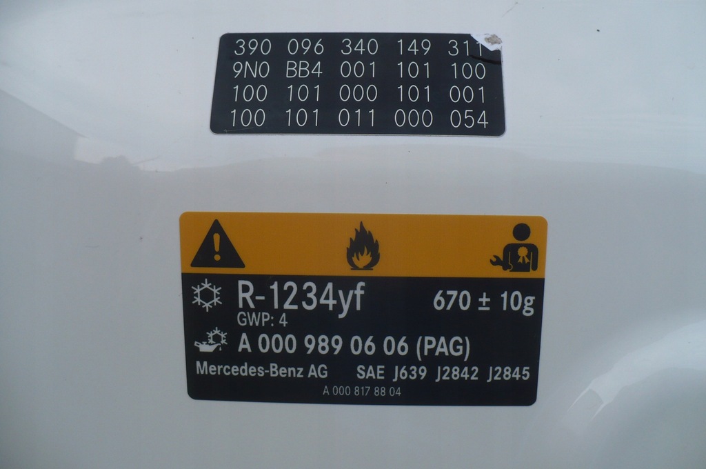 фото №11, Mercedes eqa w243 - капот крышка перед