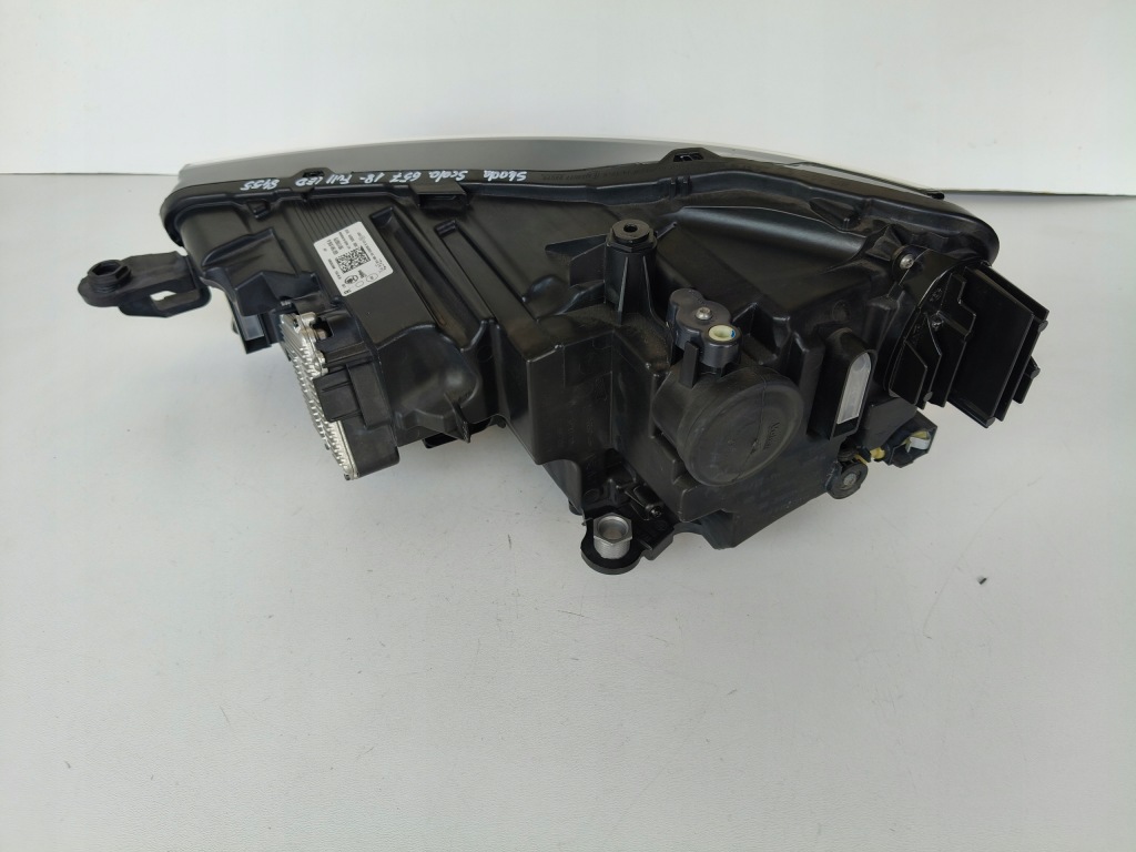 фото №4, Лампа права фара skoda scala 657 18- full led