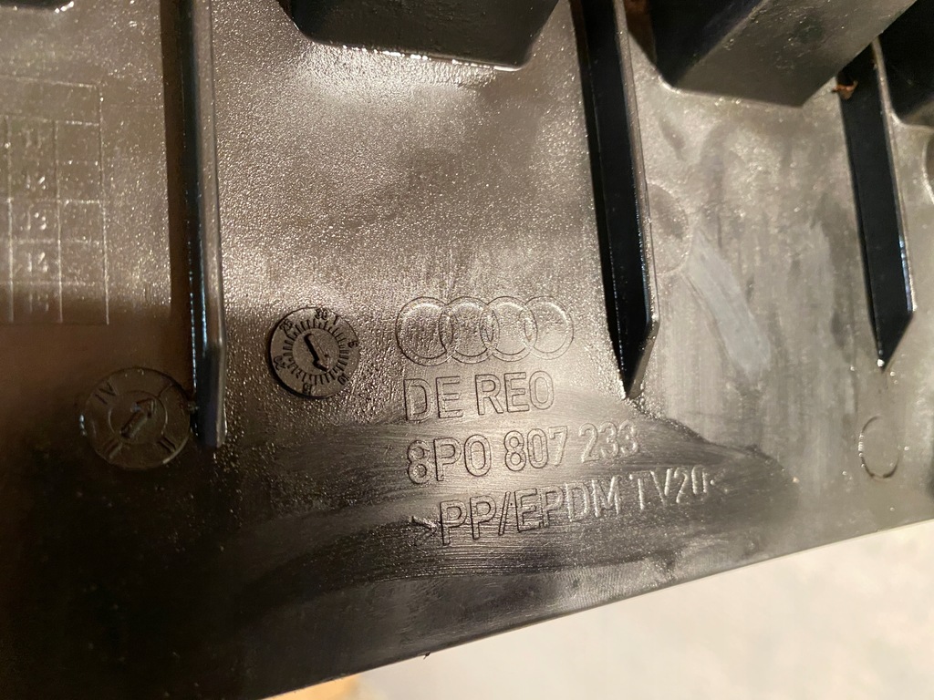 фото №8, Audi a3 8p0 lift 09- плита pod бампер 8p0807233