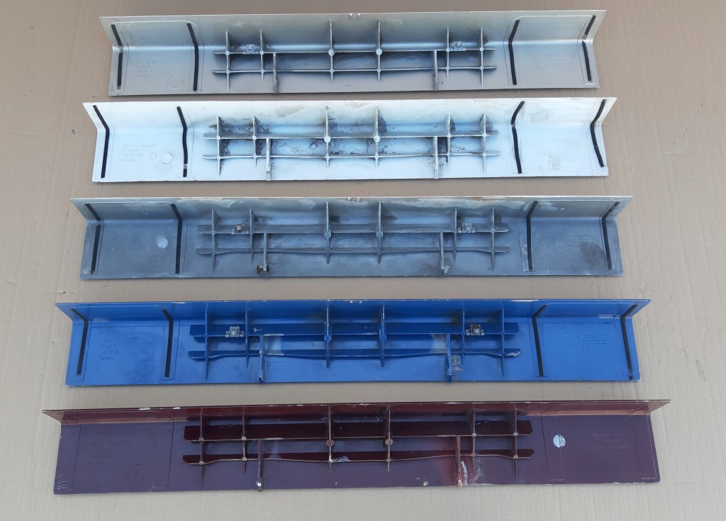 фото №7, Actros mp3 подножка бампера перед a9438850526