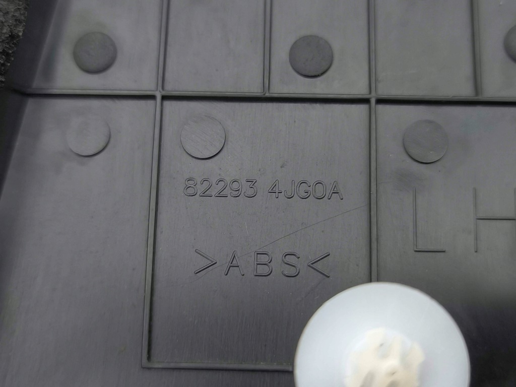 фото №10, Nissan navara d23 молдинг скло задній 2021 822924jg0a