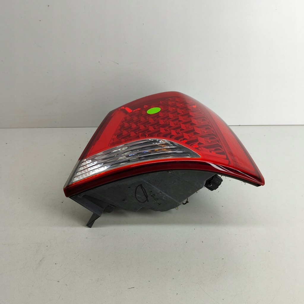 фото №6, Kia sorento 2012 правая сторона лампа задняя