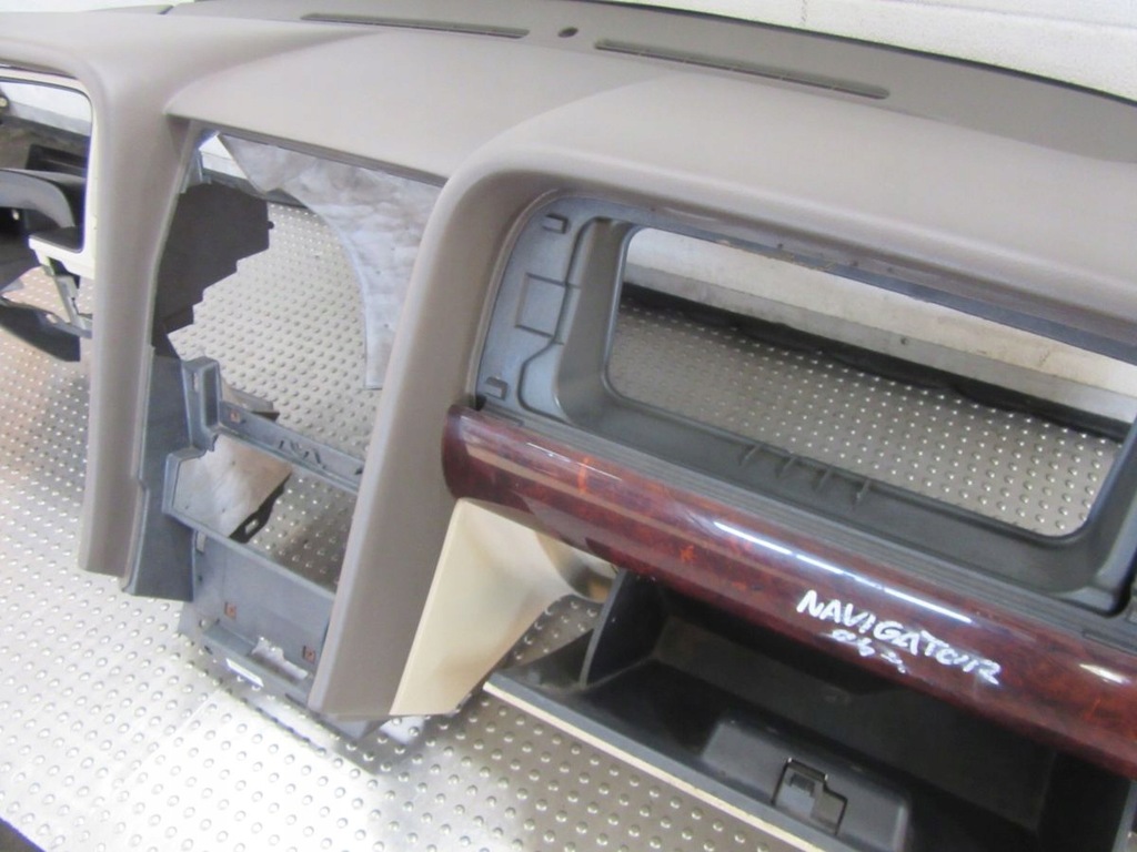 фото №5, Navigator ii 2004 приборная панель приборная приборная панель kpl