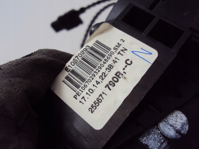 фото №7, Переключатель комбинированный renault twingo iii