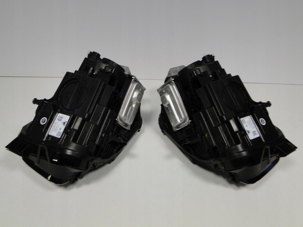 Mercedes glb x247 247 фара правий led high performance Зі Шроту