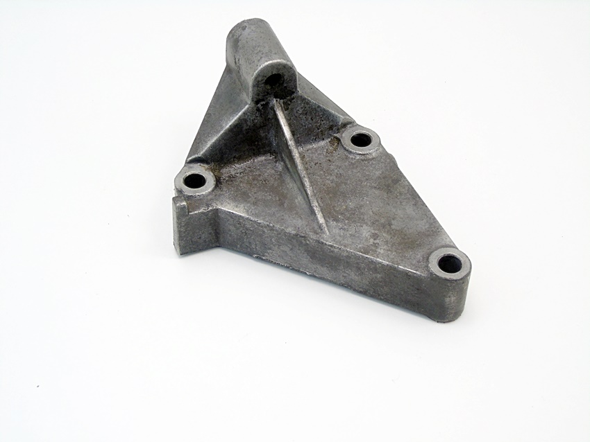 фото №1, Кронштейн кронштейн двигуна 3.0 cdti vectra c signum 9-5