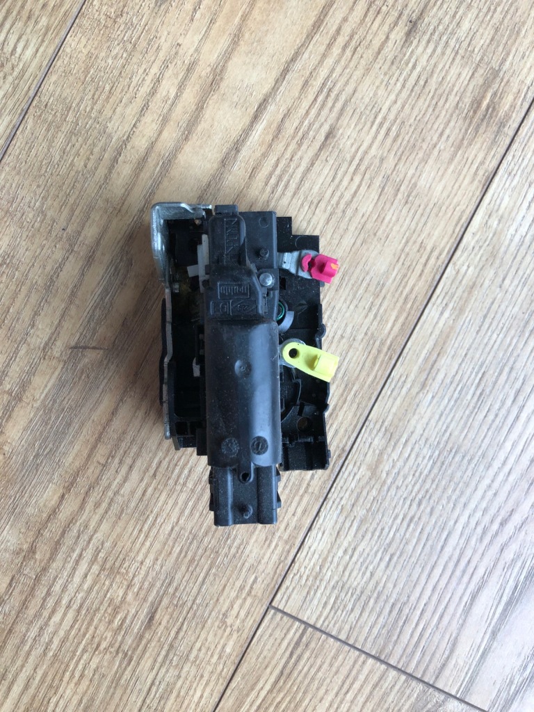 фото №1, Замок двері clio iv 2118b