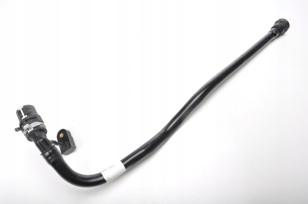 фото №3, Aston martin db11 5.2 труба шланг левый