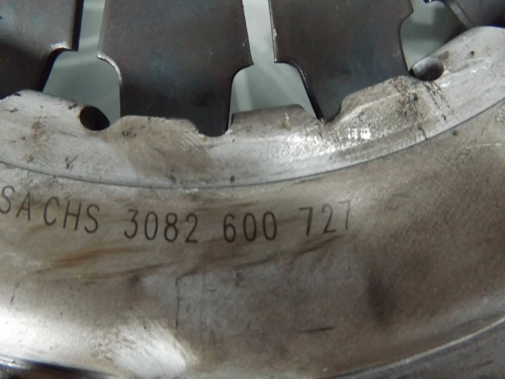 фото №3, Aveo t250 1,4 сцепление диск прижим