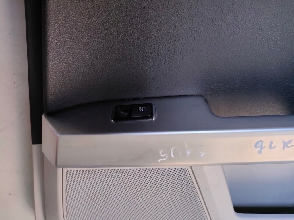 фото №5, Mercedes glk обшивка дверь правый задняя