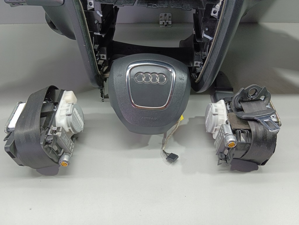 фото №7, Панель приладів панель приладів 2x ремені 2x подушка безпеки модуль датчик подушка безпеки audi a4 b8 allroad