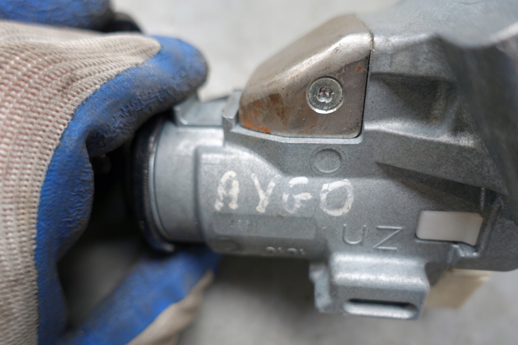 фото №5, Toyota aygo ii замок зажигания ключ