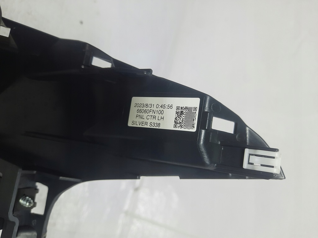 фото №12, Subaru crosstrek 22- рамка дисплея 66060fn100 usa