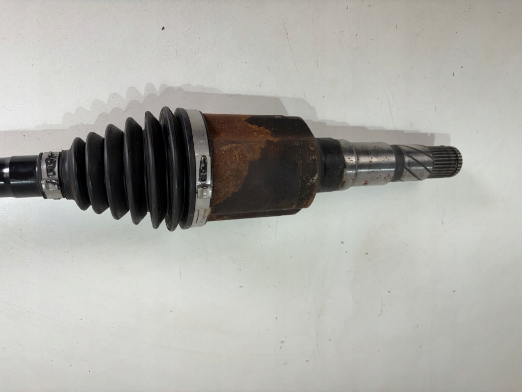 Привідний вал права передня tesla x 1027119-00-b Зі Шроту