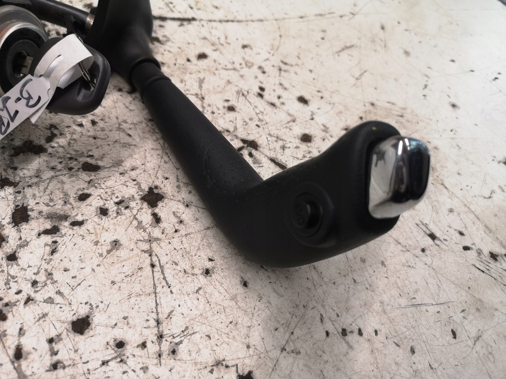 фото №8, Toyota avensis verso колонка рулевая 45020-28-7 europa