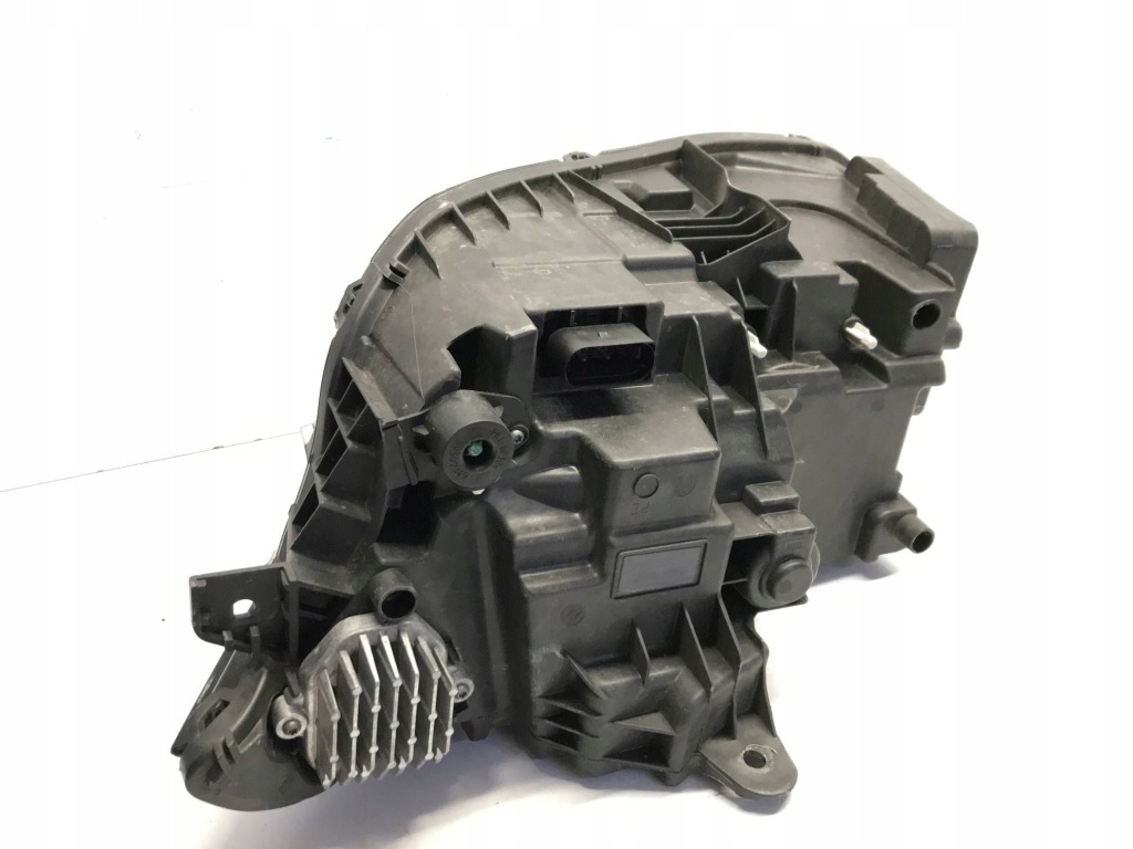 Volvo xc90 рестайлинг  full led фара правый перед 32338953 в Украине