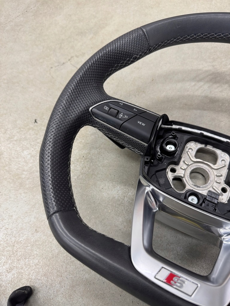 фото №9, Воздуховод audi q7 q8 4m lift s-line перфорированная лепестки переключения idealna sq7 sq8 4m