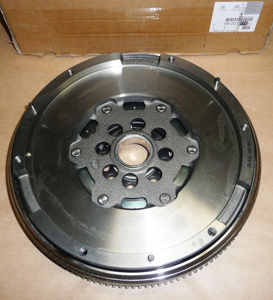 фото №1, Колесо двухмассовый citroen c4 picasso 2.0hdi