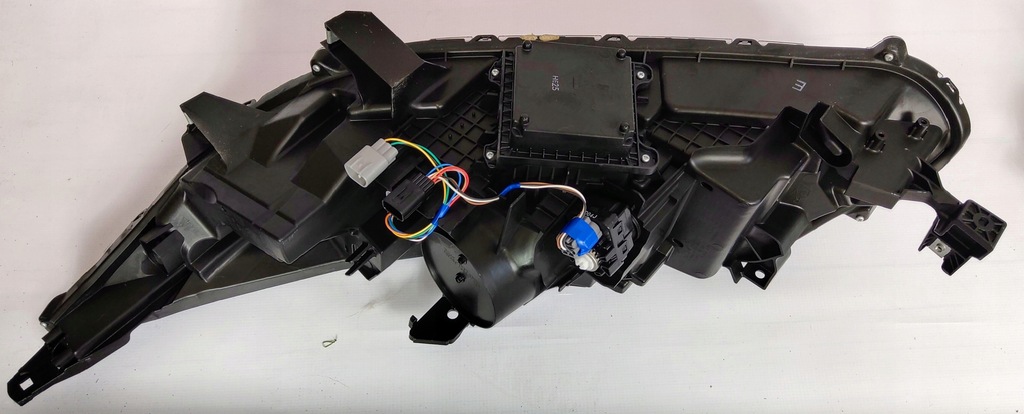 фото №6, Eclipse cross фара r лампа full led 8301d072